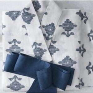 EUC Matouk Schumacher Rubia navy robe